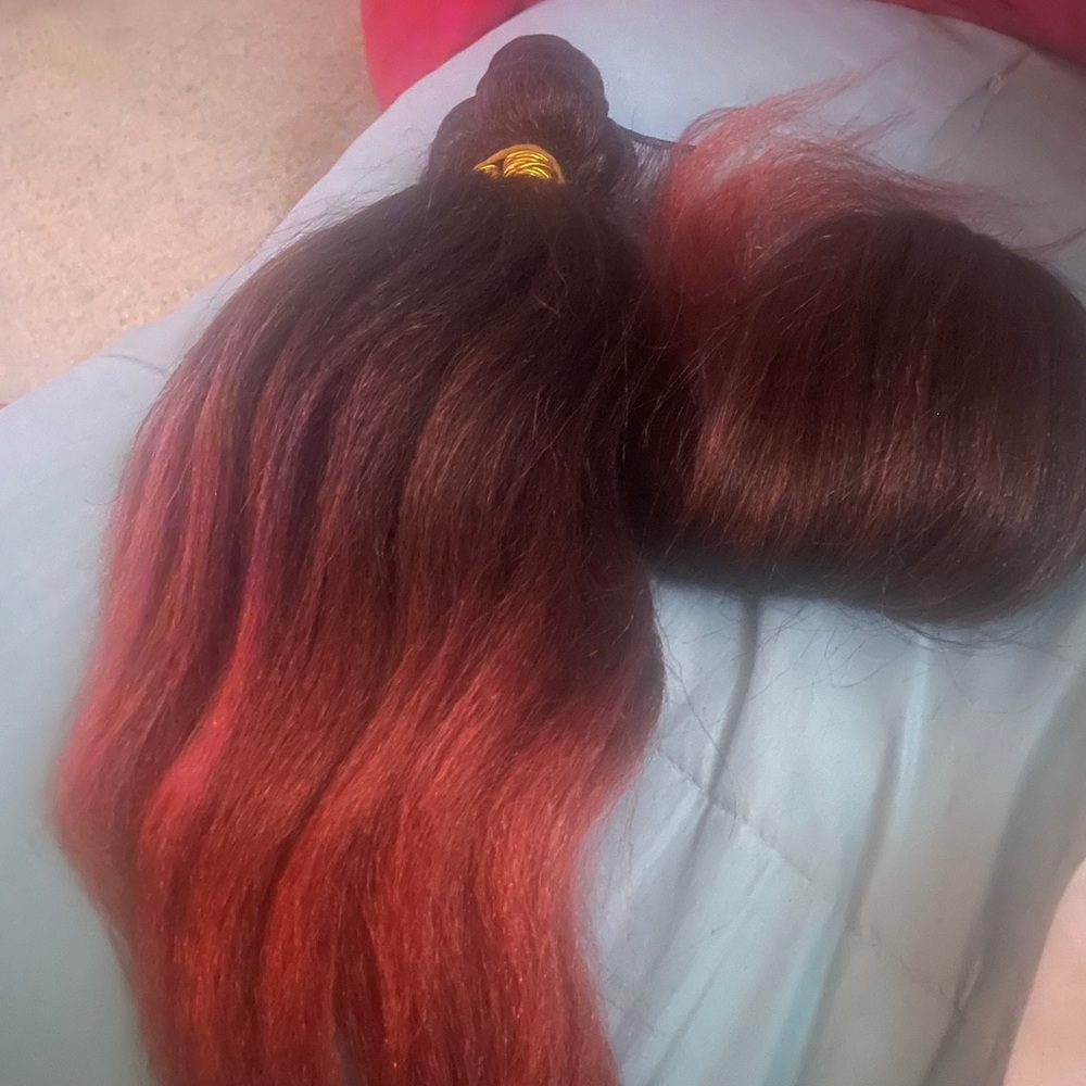 Ladies 3 bundle synthetic weaving hair ombré color 1b/30 with closure